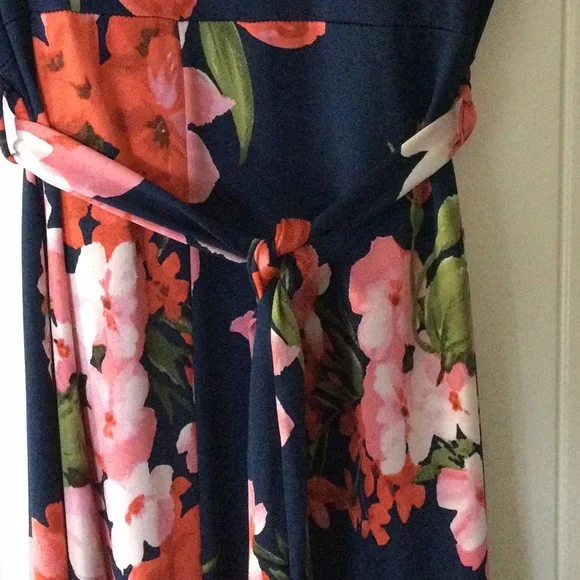 Lara Fashions maxi dress size Lg - Picture 6 of 6